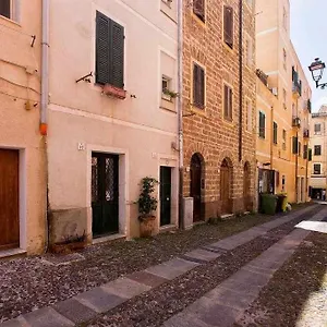 Apartment Grand Gioberti, Alghero